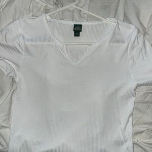 Size Medium Wild Fable tee - white